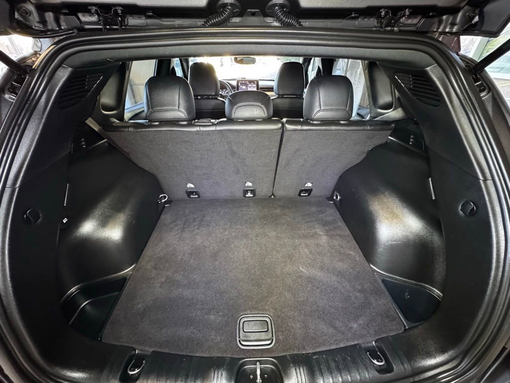 Used 2023 Jeep Compass Limited image 57