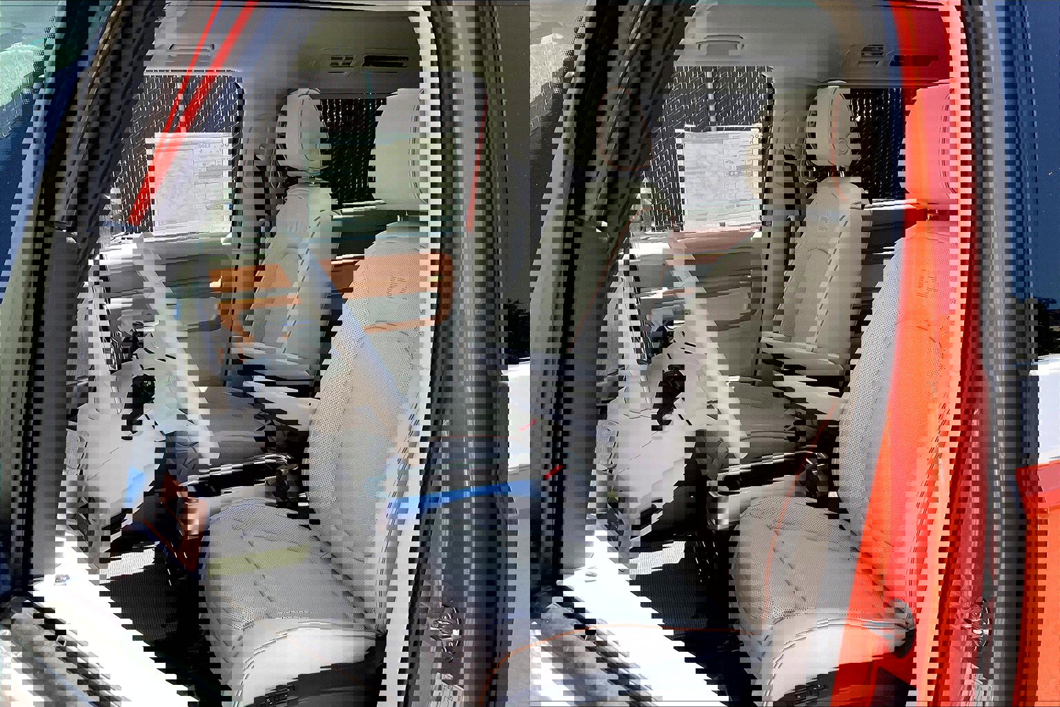 New 2025 Volkswagen ID. Buzz Pro S Plus image 8