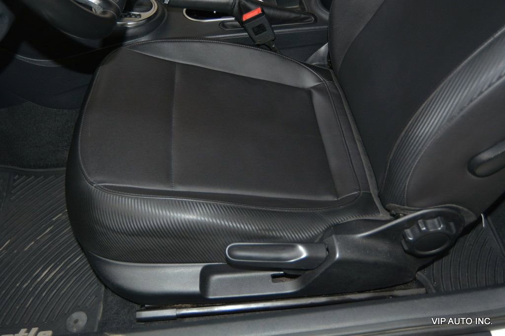 Used 2012 Volkswagen Beetle 2.5 image 15