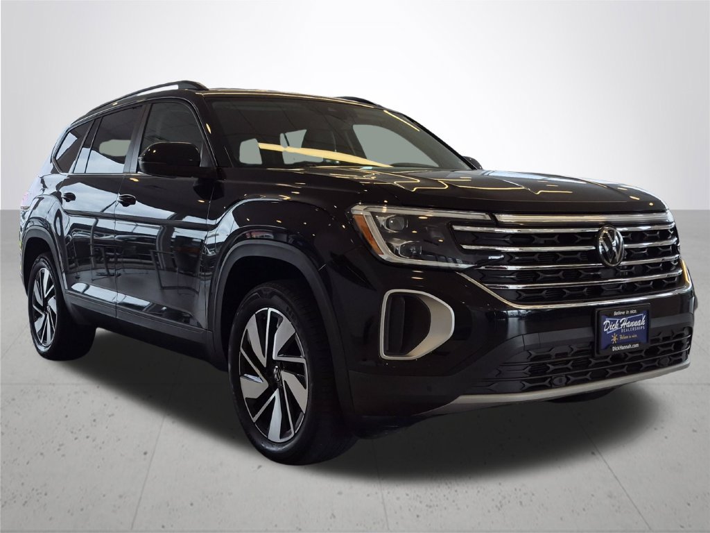Used 2025 Volkswagen Atlas SE FWD image 5