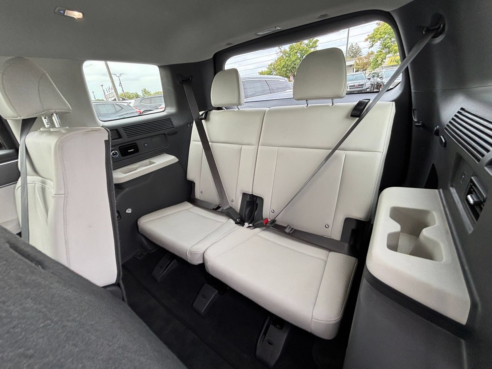 Used 2026 Hyundai Santa Fe SEL FWD image 31