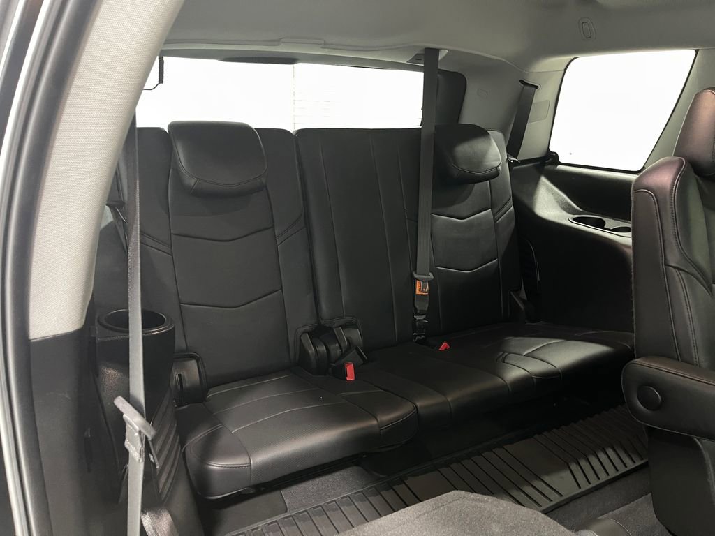 Used 2018 Cadillac Escalade Luxury image 33