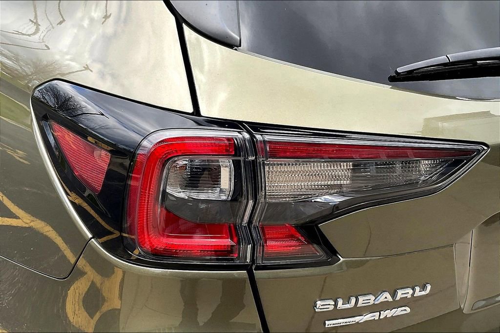 Certified 2024 Subaru Outback Limited image 33
