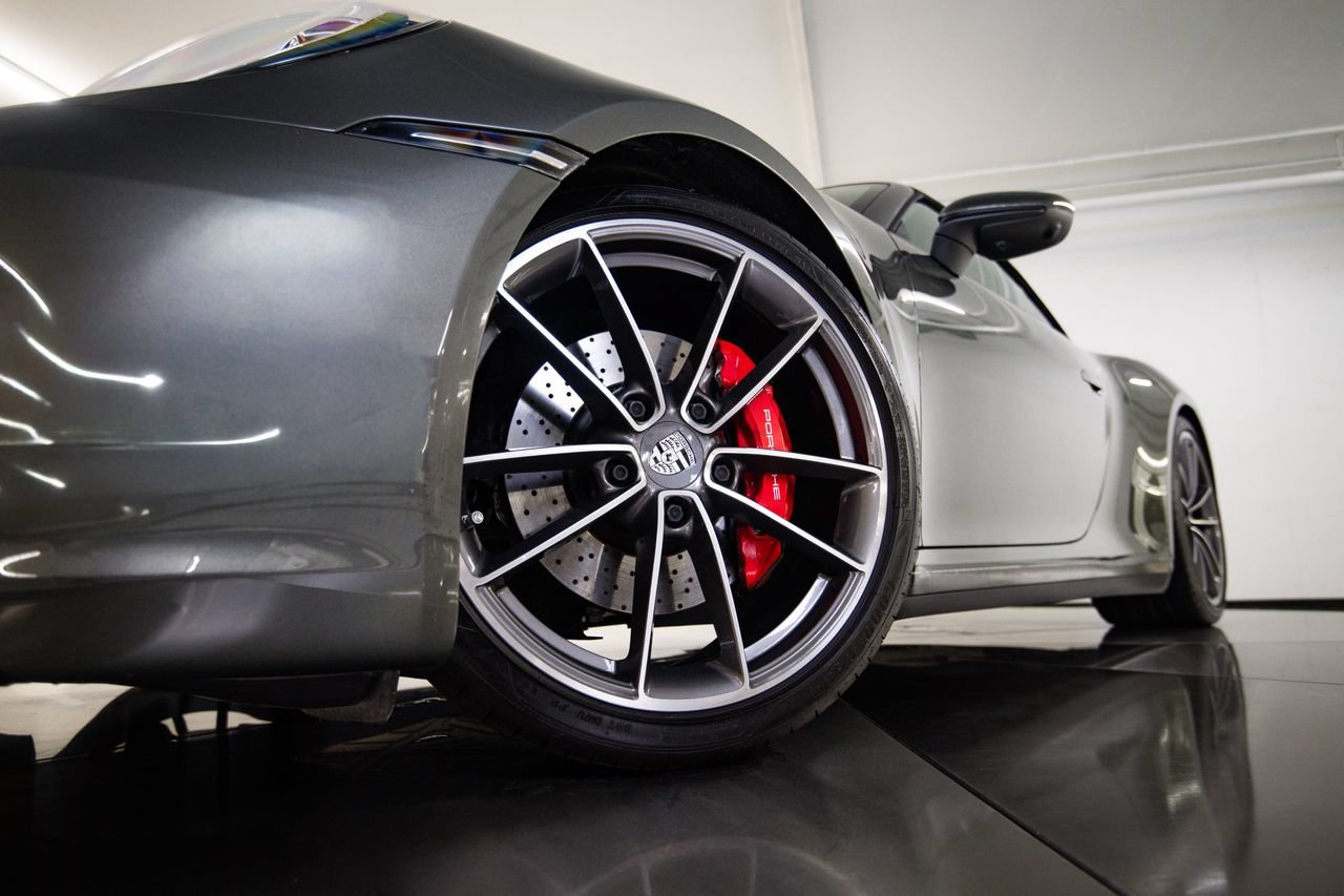 Certified 2020 Porsche 911 Carrera S RWD image 12