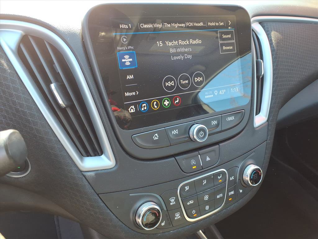 Used 2024 Chevrolet Malibu LT image 33