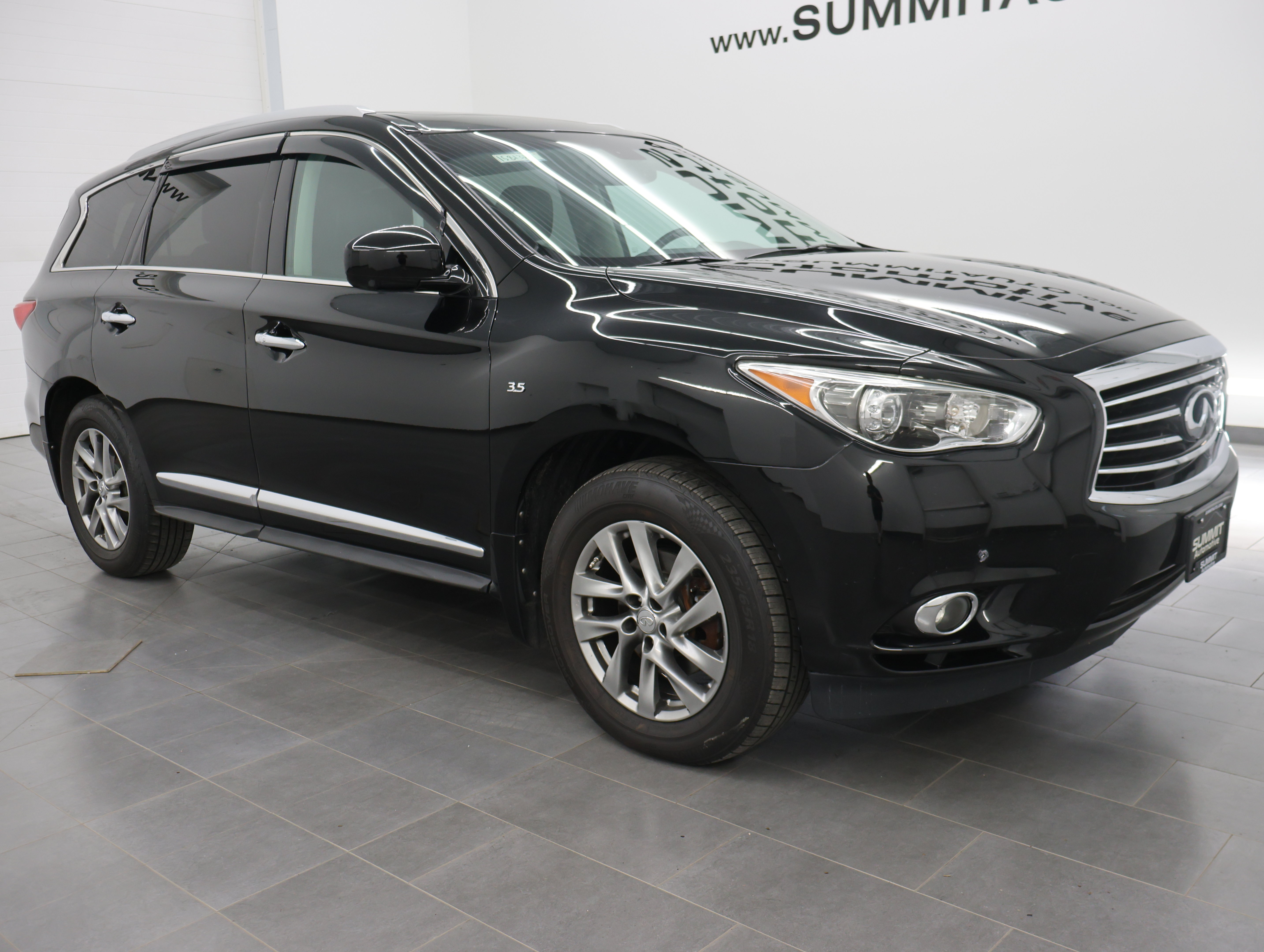 Used 2014 INFINITI QX60 Luxe w/ Premium Plus Package AWD/4WD image 3