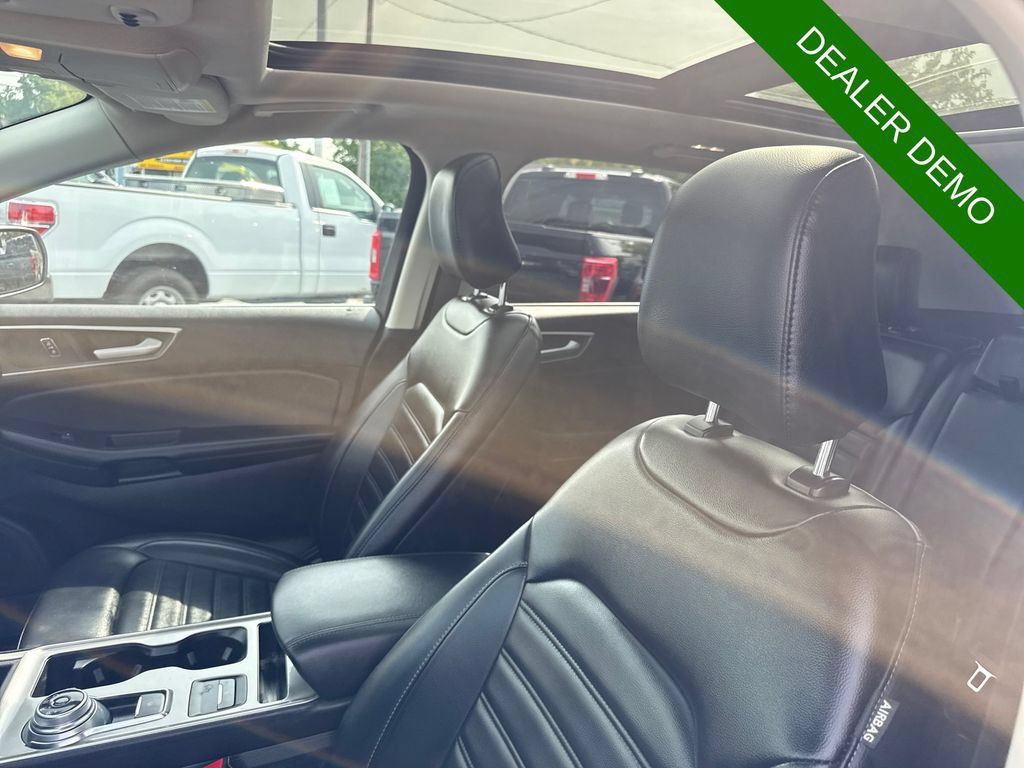 Used 2023 Ford Edge SEL AWD/4WD image 21