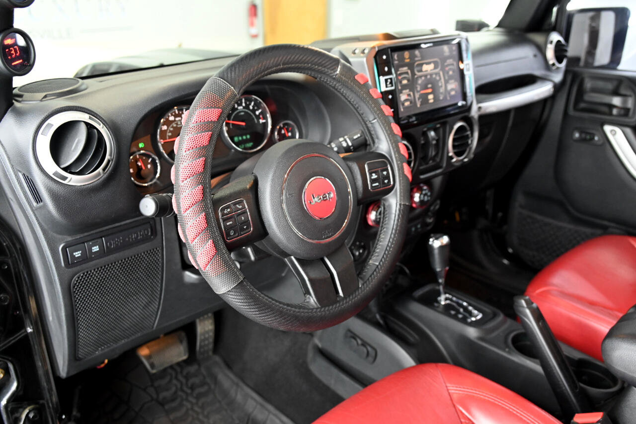 Used 2018 Jeep Wrangler Unlimited Rubicon w/ Cold Weather Group image 23