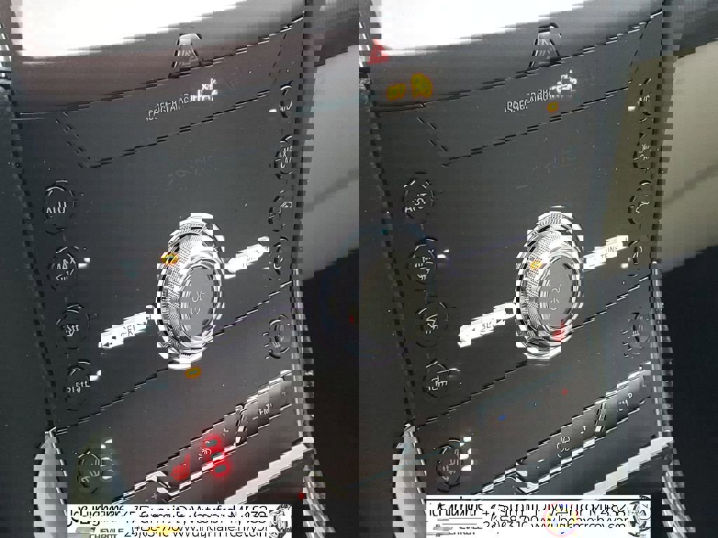 Used 2020 Ford Edge Titanium image 20