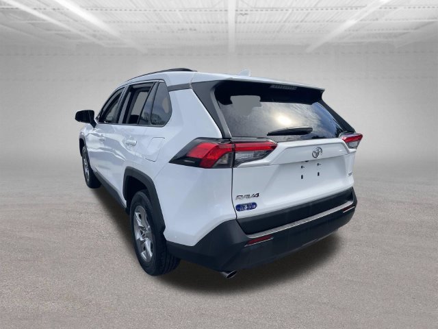 Used 2024 Toyota RAV4 XLE FWD image 11