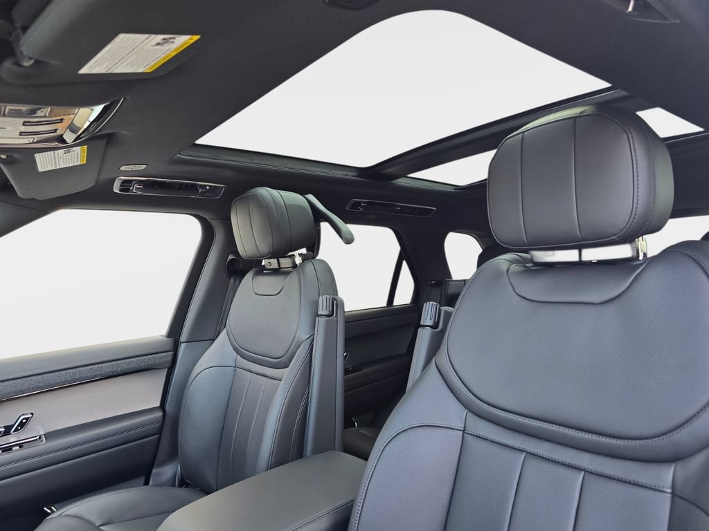 New 2026 Land Rover Range Rover Sport Dynamic SE AWD/4WD image 30