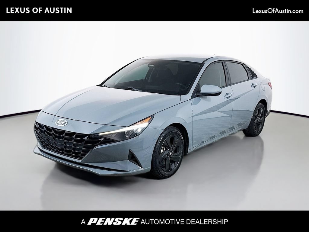 Used 2022 Hyundai Elantra SEL FWD image 1