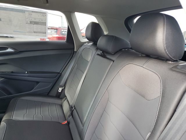 New 2026 Volkswagen Taos SE FWD image 27