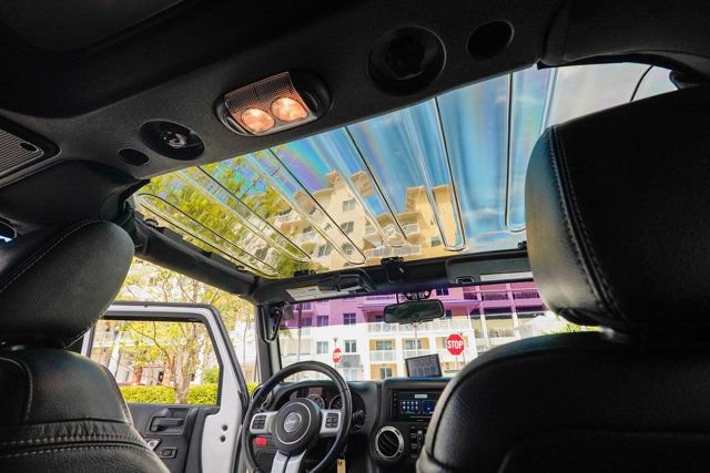 Used 2016 Jeep Wrangler Unlimited Rubicon AWD/4WD image 91