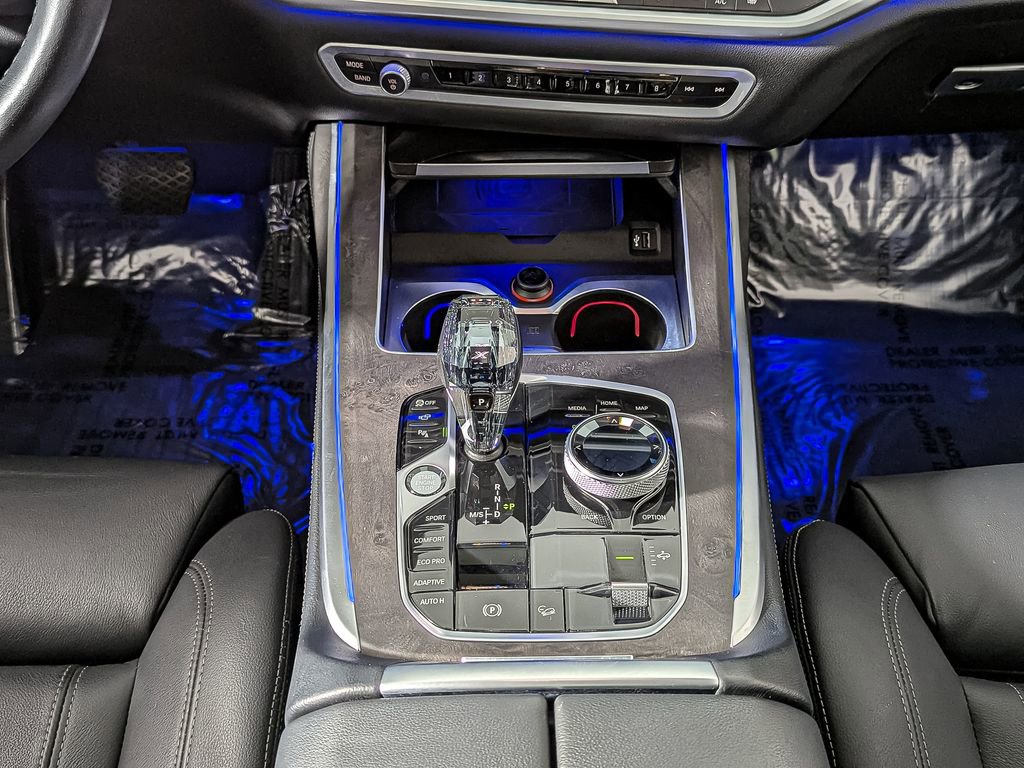 Used 2022 BMW X7 xDrive40i w/ Executive Package image 42
