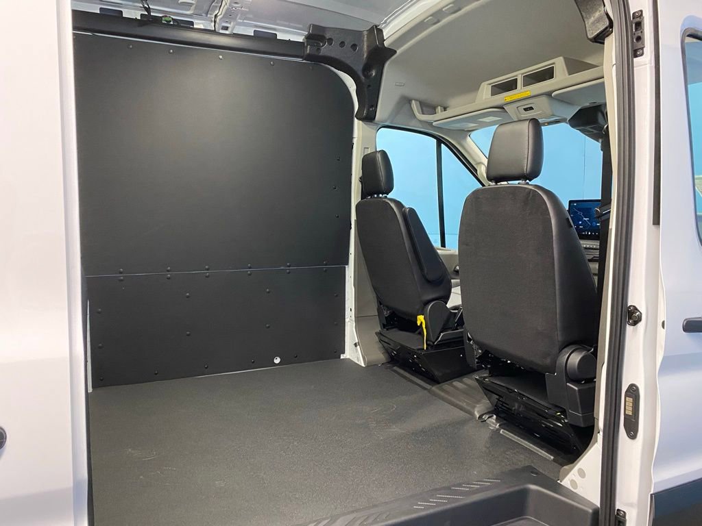 New 2026 Ford Transit 250 148 Medium Roof w/ Load Area Protection Package image 33