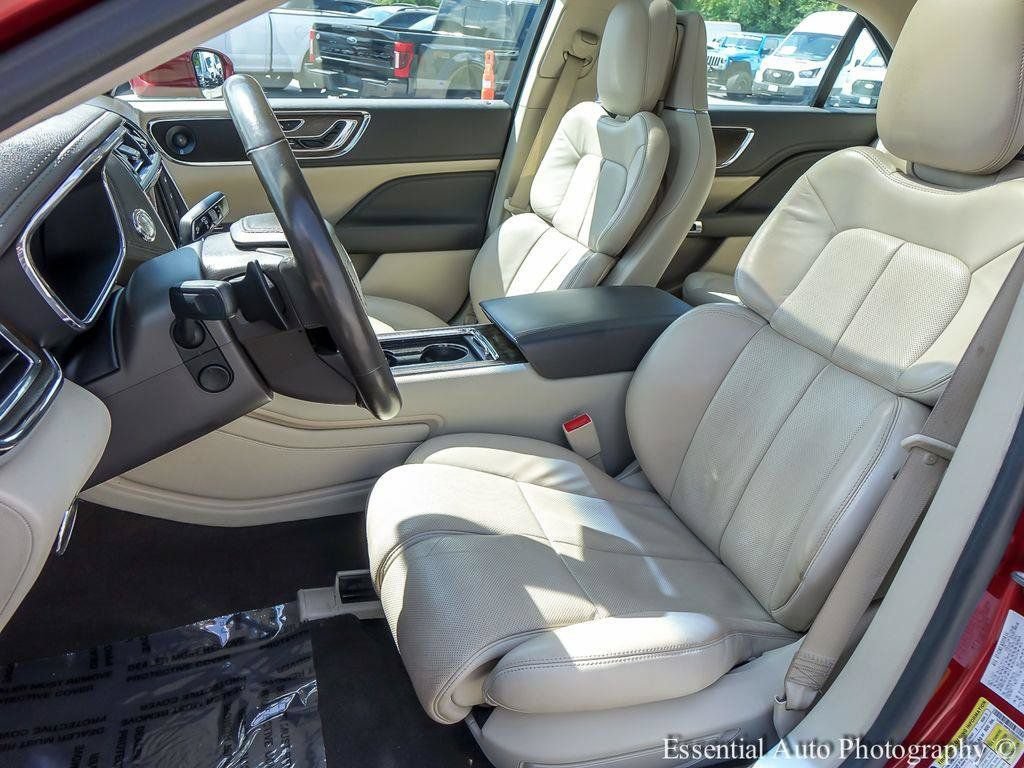 Used 2018 Lincoln Continental Reserve w/ Continental Climate Package AWD/4WD image 9