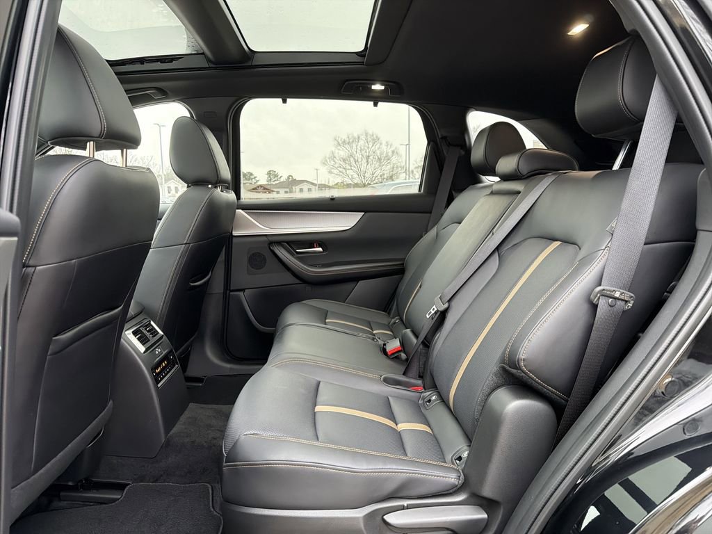 Used 2026 MAZDA CX-90 3.3 Turbo S w/ Premium Package image 19