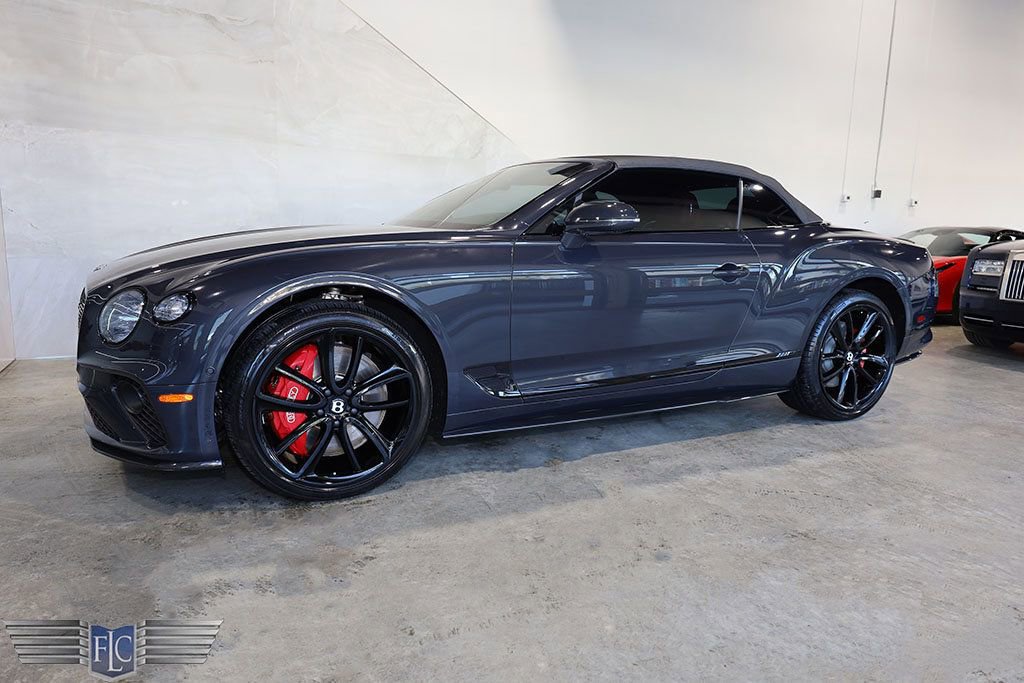 Used 2022 Bentley Continental GT image 4