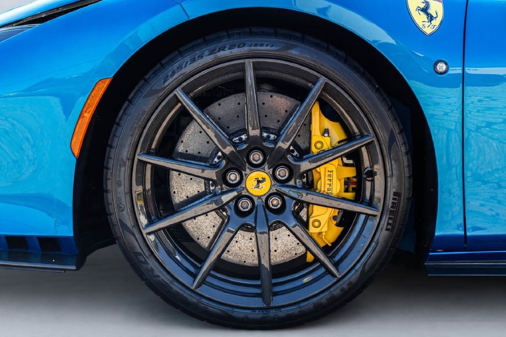 Certified 2022 Ferrari F8 Tributo RWD image 61