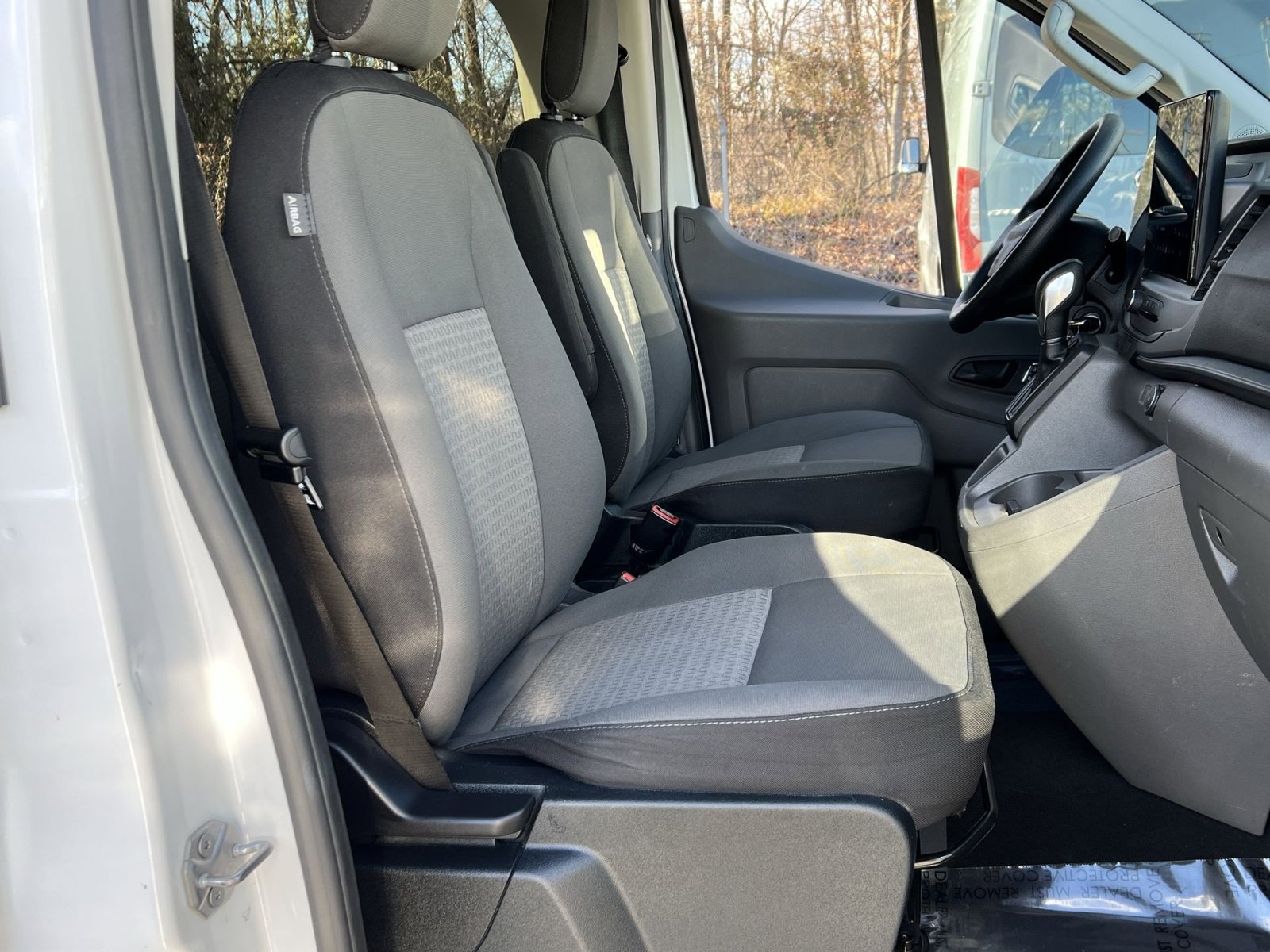 Used 2022 Ford Transit 350 XLT image 27