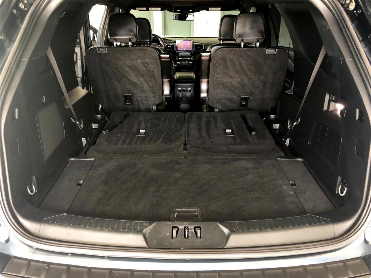 Used 2023 Ford Explorer ST-Line w/ Class IV Trailer Tow Package image 13