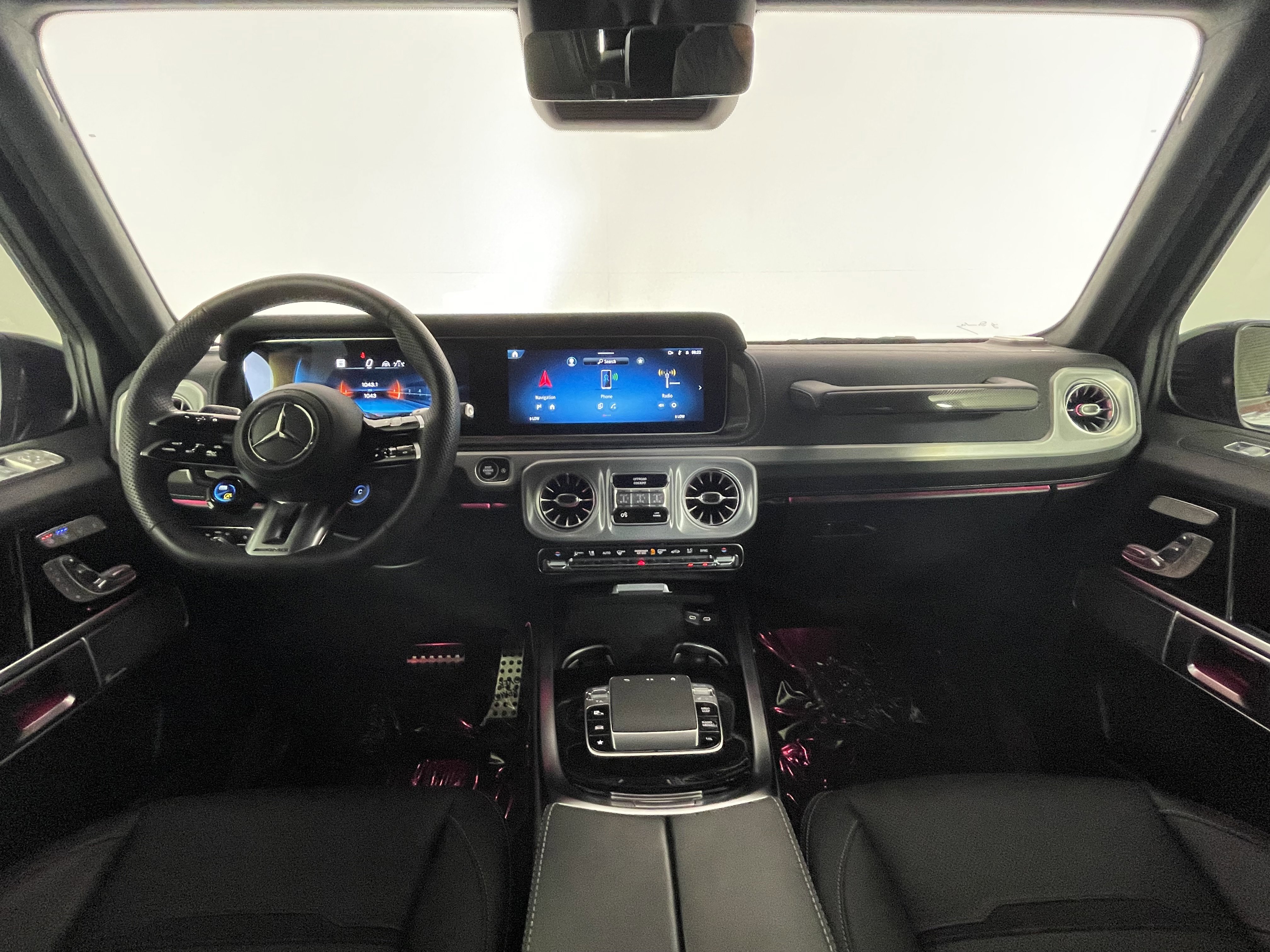 Used 2025 Mercedes-Benz G 63 AMG 4MATIC image 11
