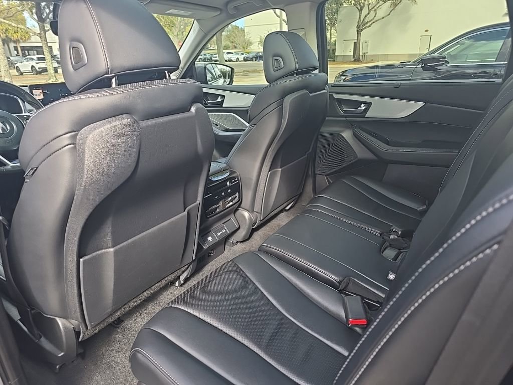 Used 2023 Acura MDX FWD w/ Technology Package image 30