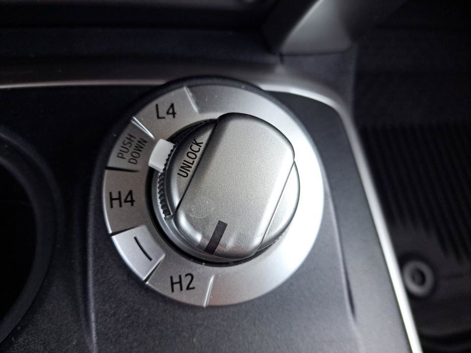 Used 2019 Toyota 4Runner SR5 Premium AWD/4WD image 32