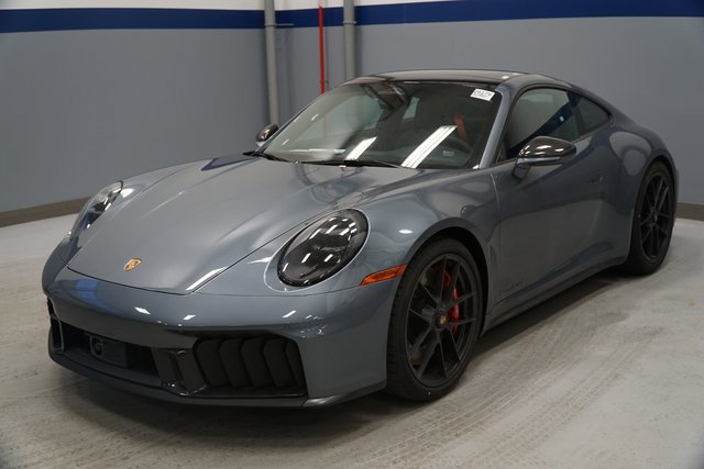 New 2026 Porsche 911 Carrera GTS RWD image 1