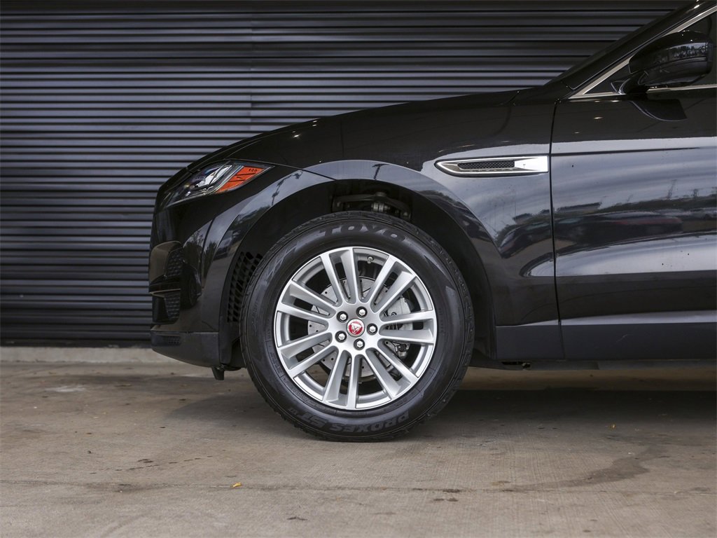 Used 2019 Jaguar F-PACE Prestige image 13