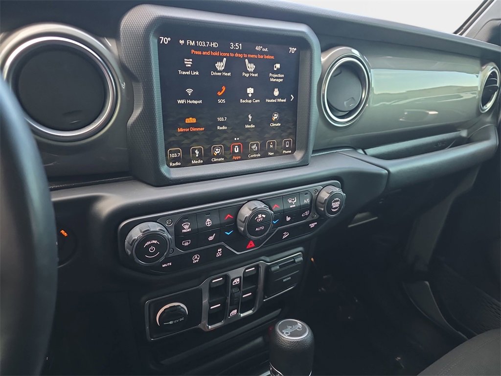 Used 2019 Jeep Wrangler Unlimited Sahara image 24