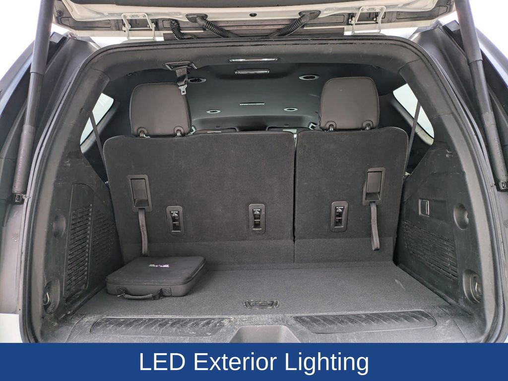 Used 2023 GMC Yukon SLT image 13