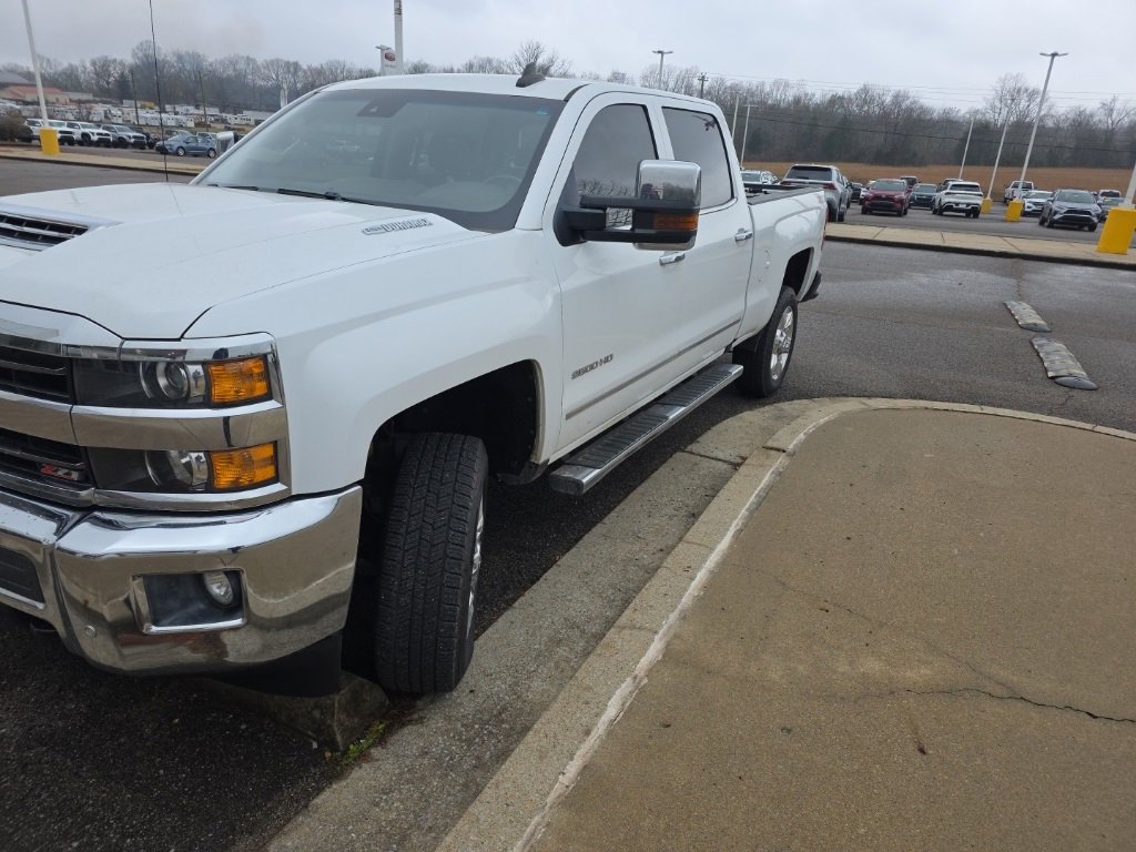 Used 2018 Chevrolet Silverado 2500 LTZ w/ Duramax Plus Package image 2