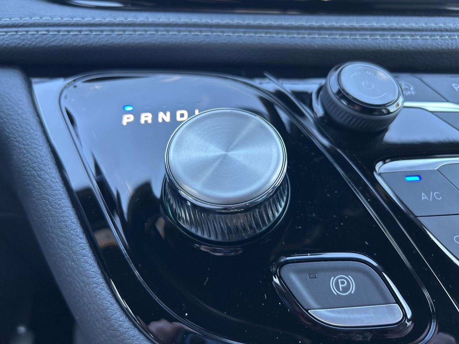 New 2026 Chrysler Pacifica Select image 19