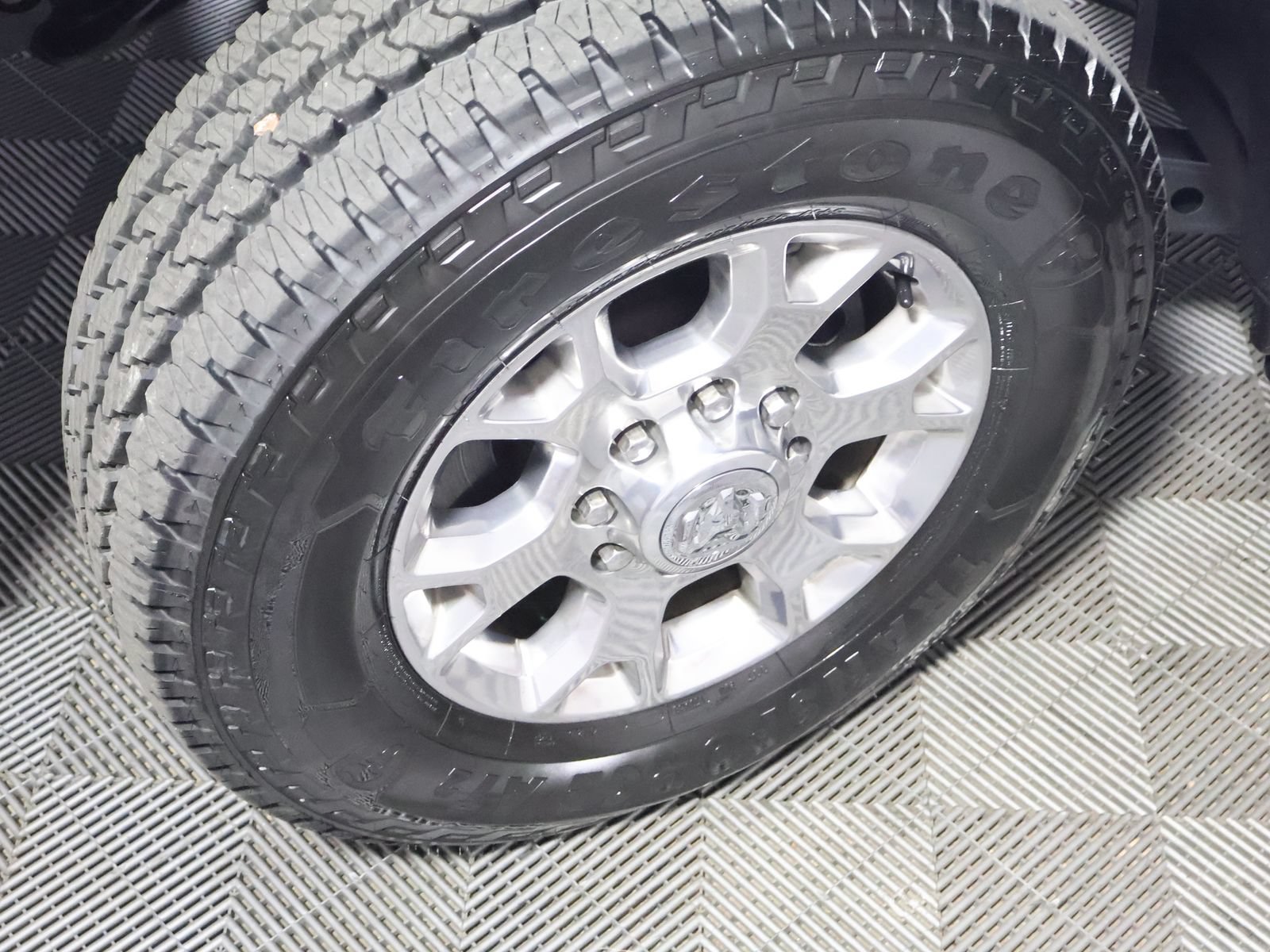 Used 2024 RAM 2500 Laramie w/ Safety Group AWD/4WD image 18