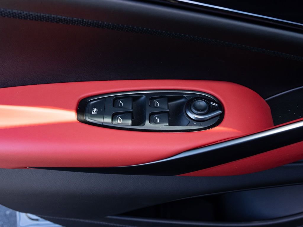 New 2026 Aston Martin DBX 707 image 23