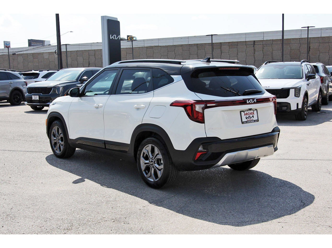 Certified 2024 Kia Seltos S FWD image 5