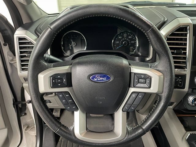 Used 2015 Ford F150 Lariat w/ Equipment Group 502A Luxury AWD/4WD image 14
