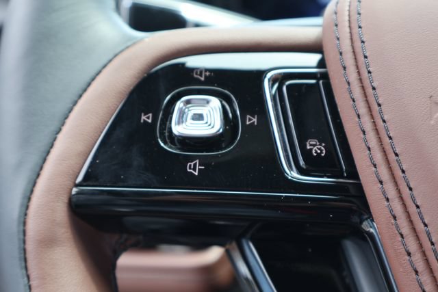 New 2026 Lincoln Aviator Reserve w/ Illumination Package RWD image 26