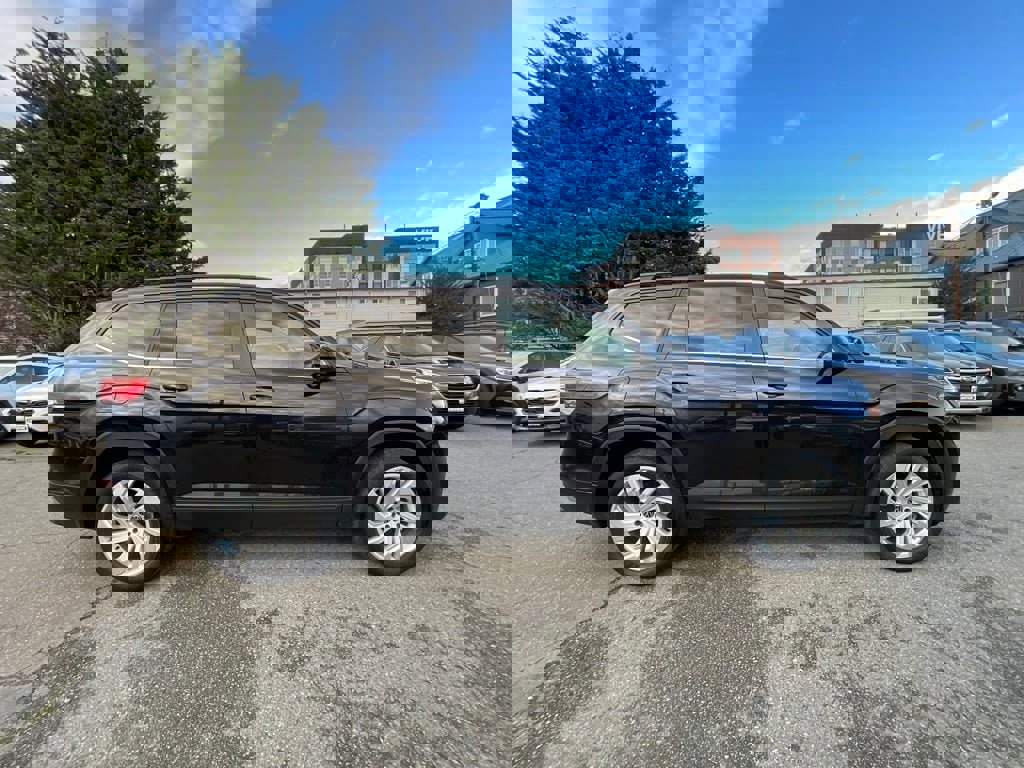 Used 2022 Volkswagen Atlas SE w/ Panoramic Sunroof Package image 9