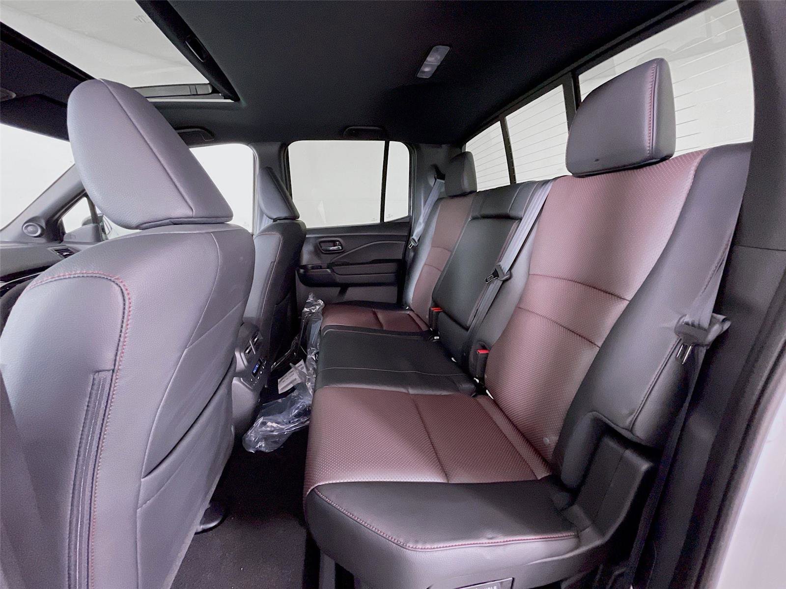 New 2026 Honda Ridgeline Black Edition image 18