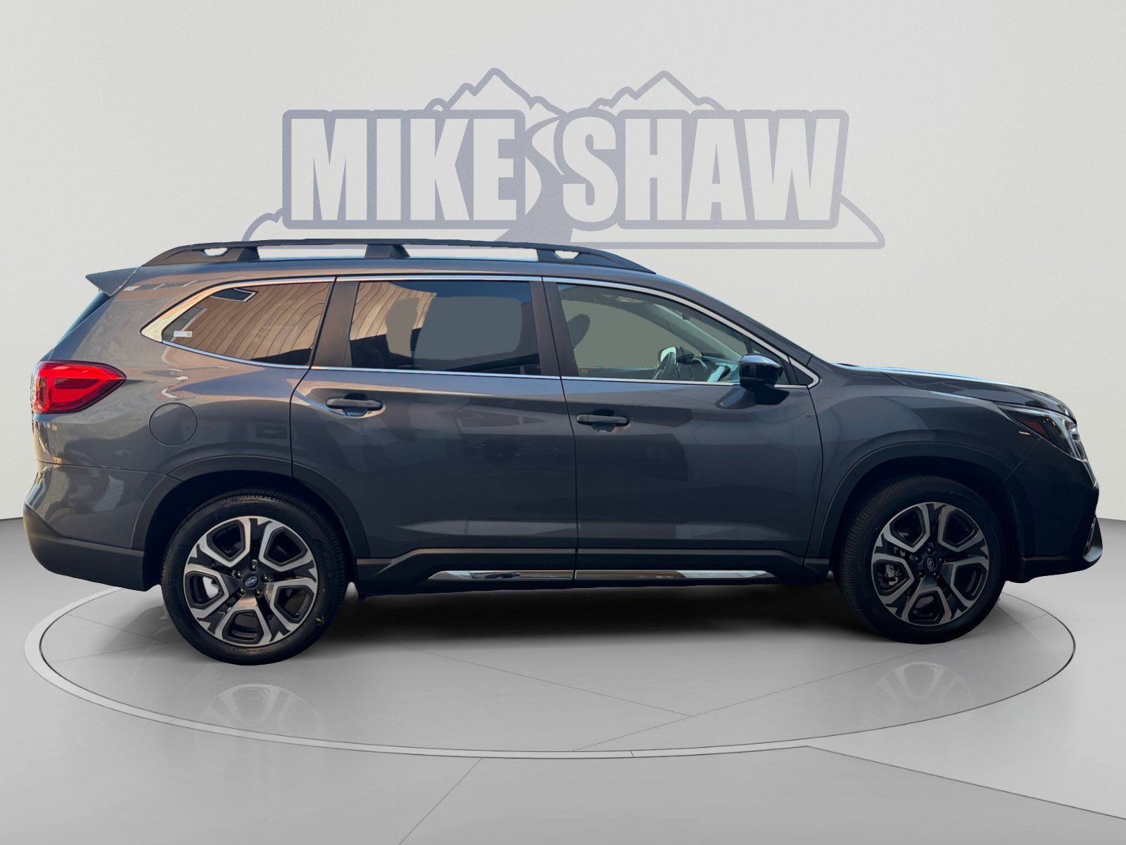 Used 2025 Subaru Ascent Limited w/ Popular Package #2 AWD/4WD image 6