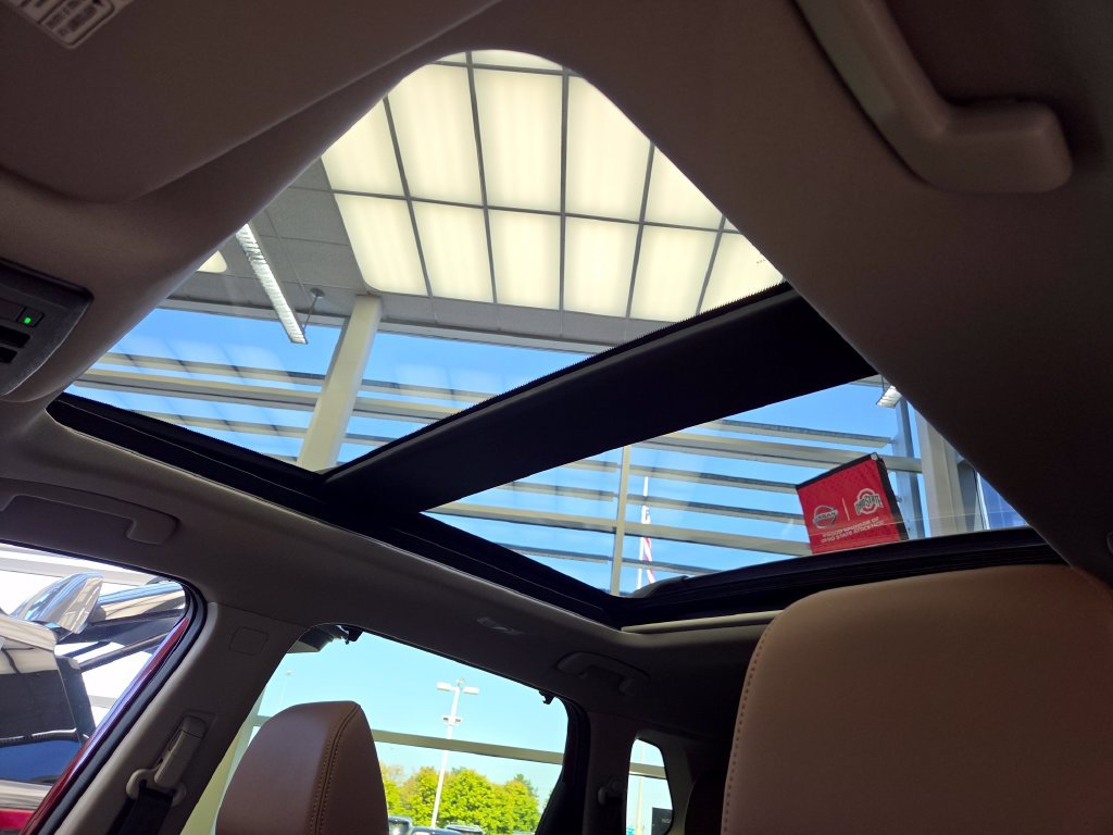 New 2026 Nissan Rogue Platinum AWD/4WD image 3