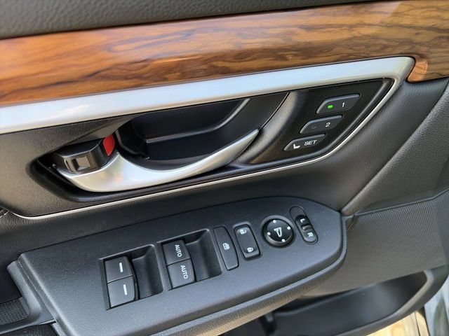 Used 2019 Honda CR-V Touring image 13