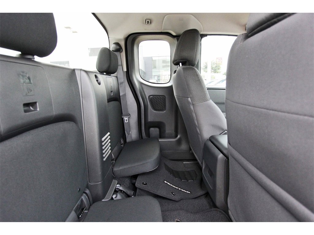 Certified 2024 Nissan Frontier SV w/ Technology Package image 9