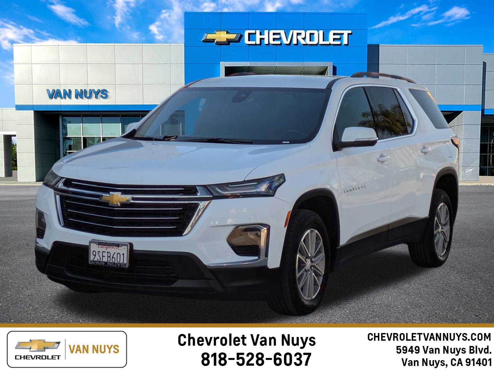 Certified 2023 Chevrolet Traverse LT image 1