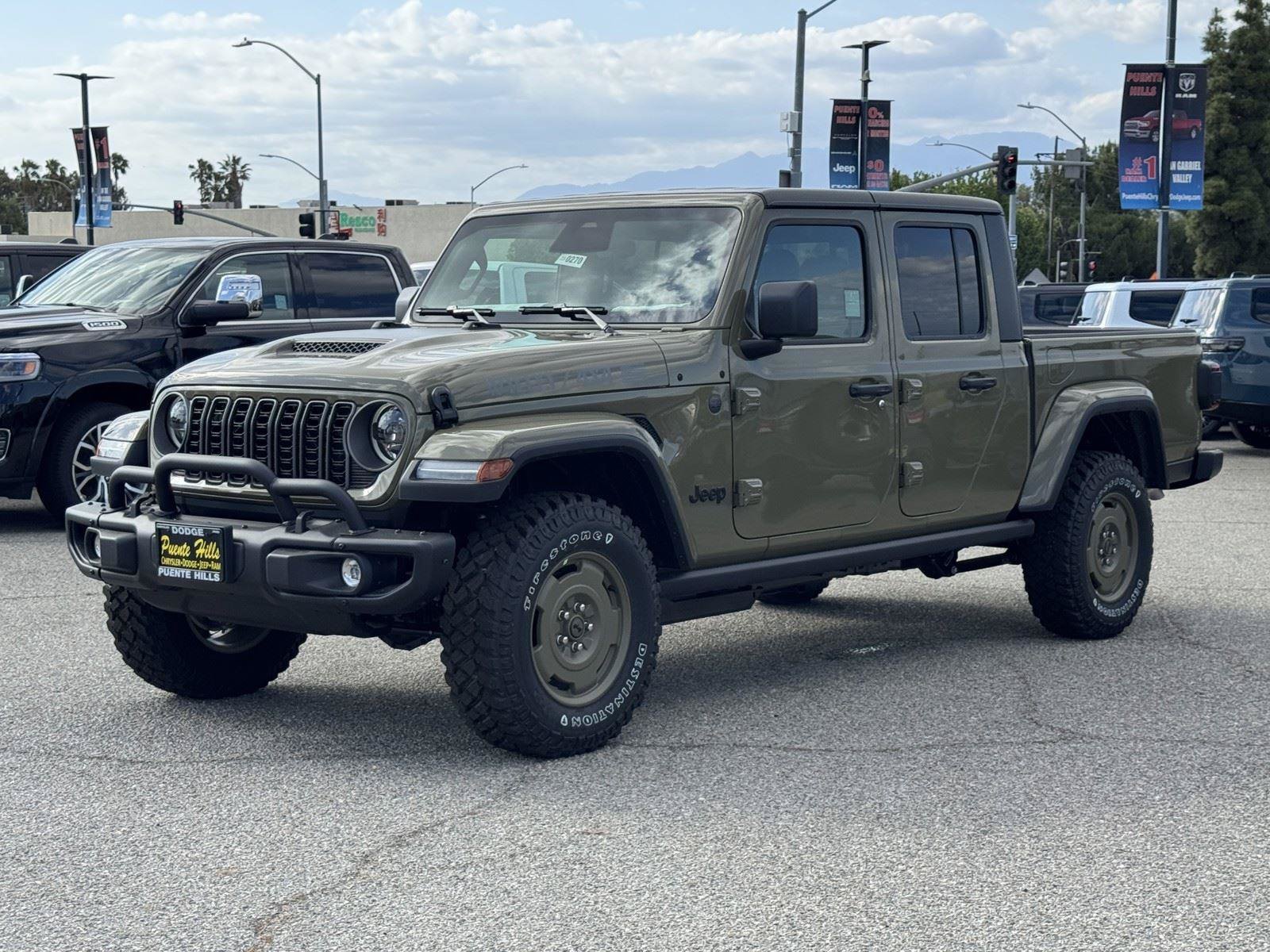 New 2026 Jeep Gladiator Willys AWD/4WD image 3