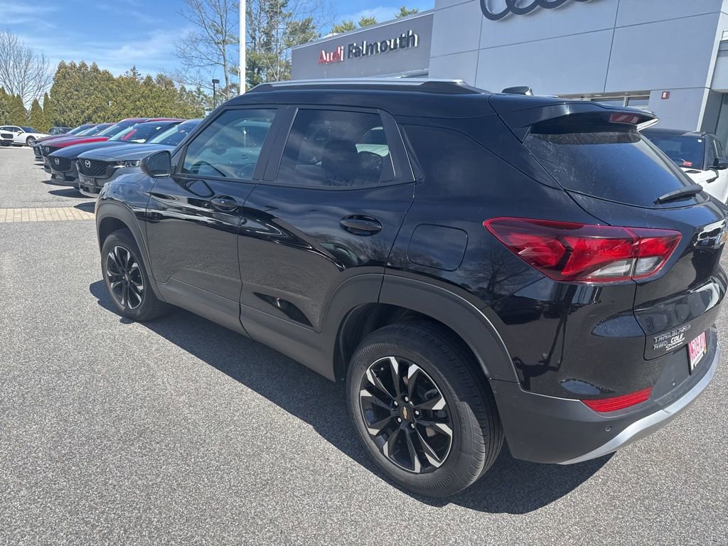 Used 2022 Chevrolet TrailBlazer LT w/ Convenience Package AWD/4WD image 11