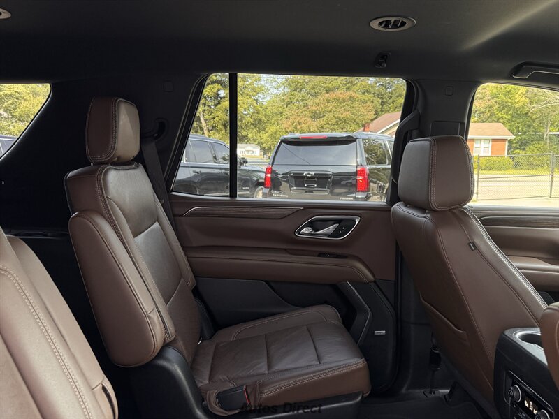 Used 2021 Chevrolet Tahoe High Country RWD image 32
